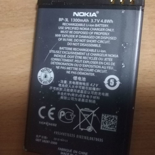 Nokia Lumia 710 Type RM-803 used, microsim, black, with charger