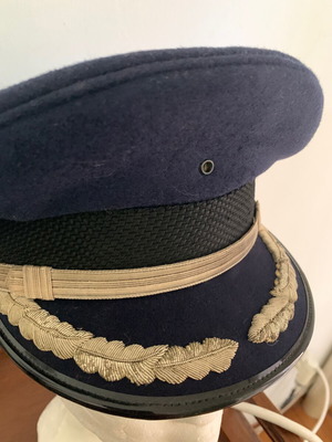 Πηλίκιο χωροφύλακα ανώτερου αξιωματικού μεταχειρισμένο, δεκαετίας 70, σε πολύ καλή κατάσταση