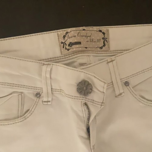 Stradivarius white jeans like new, size 38