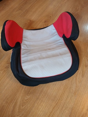Booster car seat like new for children 6-12 years
