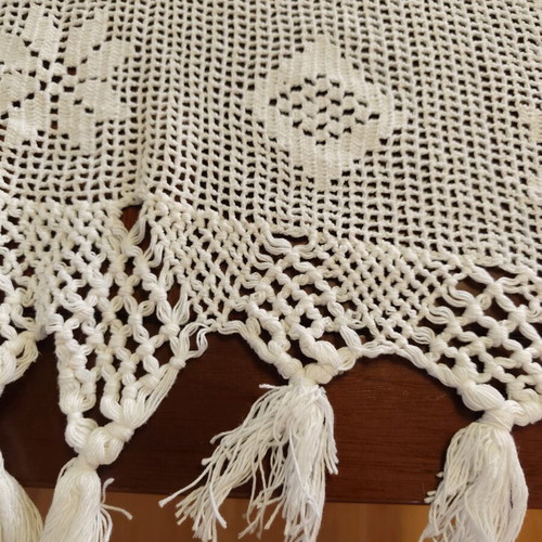 Handmade knitted tablecloth like new 150x240