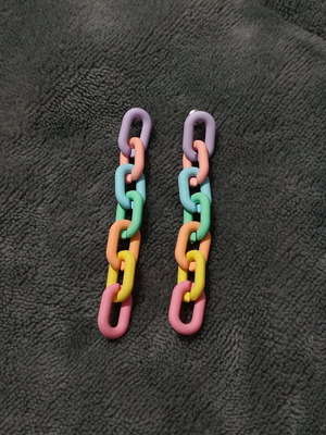Chain earrings multicolored like new