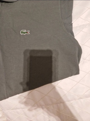 Lacoste men's shirt size 4 like new