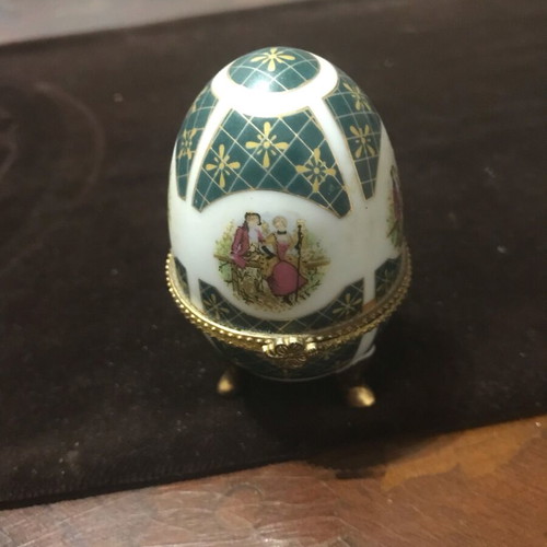 Limoges porcelain egg like new, collectible medium size