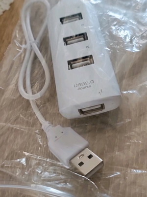 USB Hub 2.0 with 4 Ports new