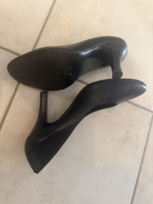 Next black pumps used, round toe, size 38