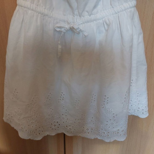 Benetton white dress for girl 7-8 years like new with lace details