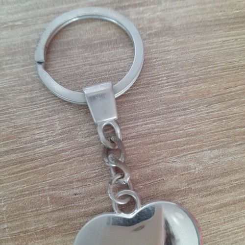 Heart keychain new, length 9.5 cm