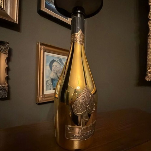 Armand de Brignac Ace of Spades LED lamp like new, rechargeable
