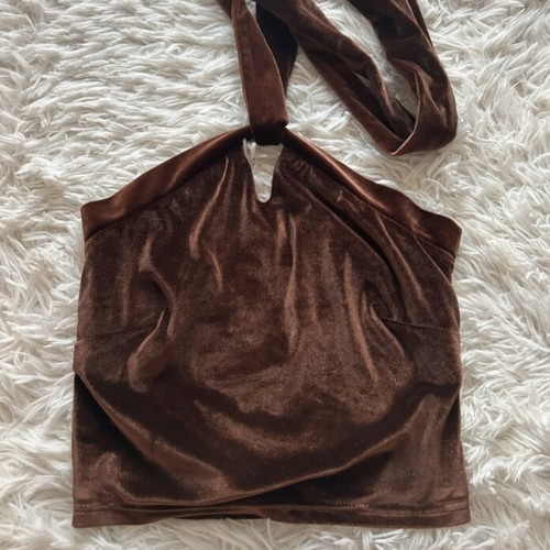 brown blouse