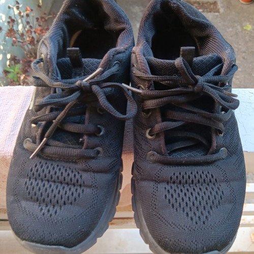 Skechers athletic shoes size 36 used, black