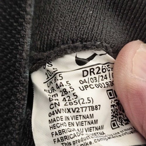 Nike Infinity Run X Flyknit shoes like new, black and blue, size 44.5