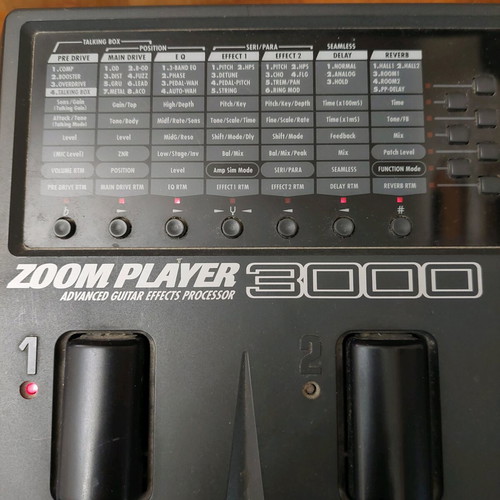 Zoom Player 3000 multi-effects pedal for electric guitar and bass like new