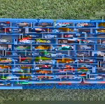  Hot Wheels συλεκτικο βαλιτσακι με 60 αυτοκινητακια.