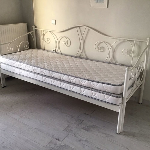 Sofa bed converting to double bed 200x160 iron like new