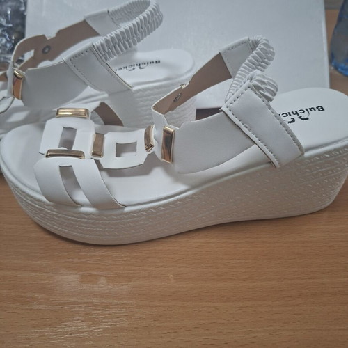 Sandals size 38 new, 24cm insole