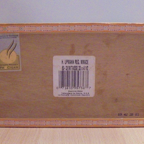 H. UPMANN old wooden cigar box used, empty