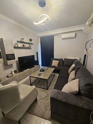 Πολυθρόνα σαν καινούργιο