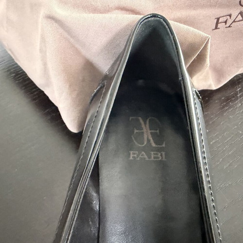 Fabi leather loafers size 39-40 with box, like new