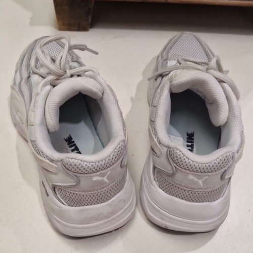 Puma Nitro athletic shoes like new, white gray