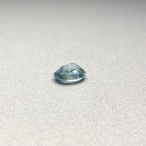 Aquamarine 2.3 carats new