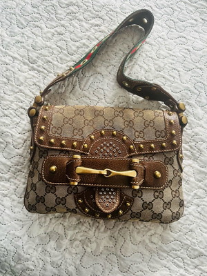 Gucci gg дамска чанта като нова, бежово кафява