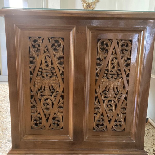 Wooden carved solid desk with drawers and glass like new