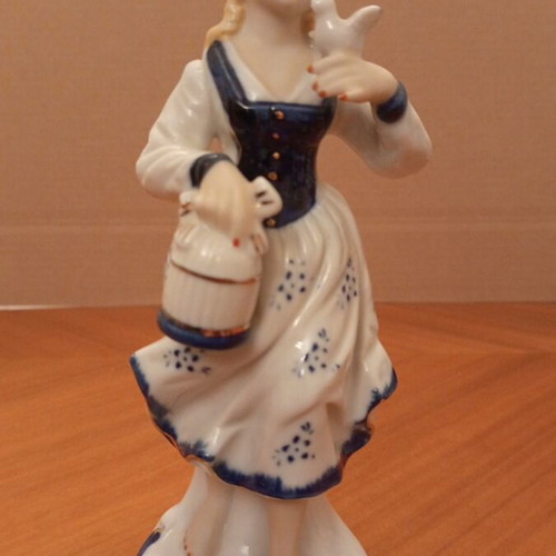 Vintage porcelain figurines couple Tajimi Pottery Japan