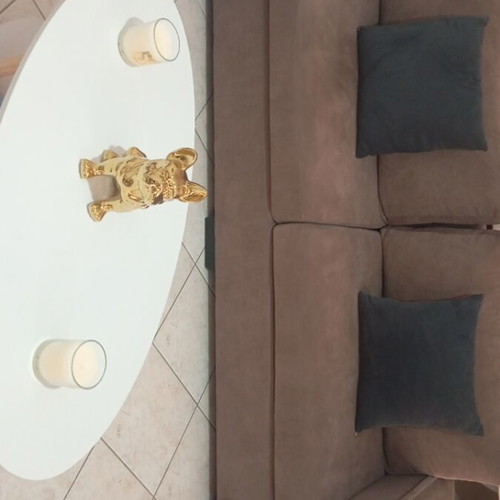 Three-seater sofa new, cigar color