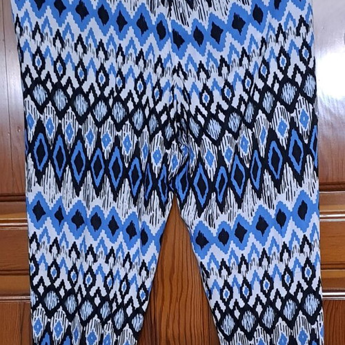 ZARA TRF Collection lightweight trousers with geometric Ikat print, size M