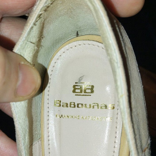 Vavoulas leather pumps used, size 36, 9.2 cm heel, beige