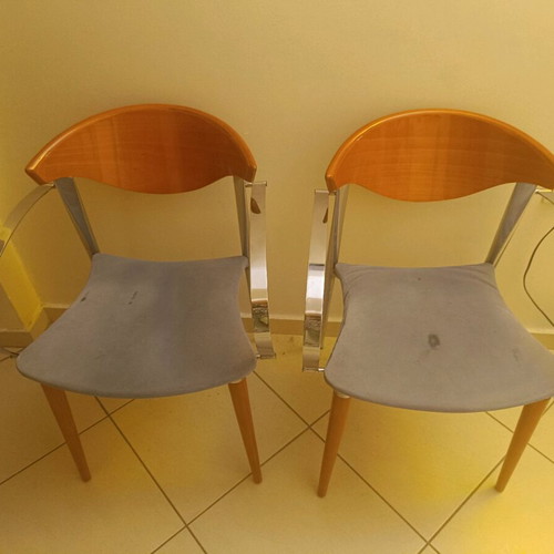 Kitchen chairs used with metal frame and wooden backrest