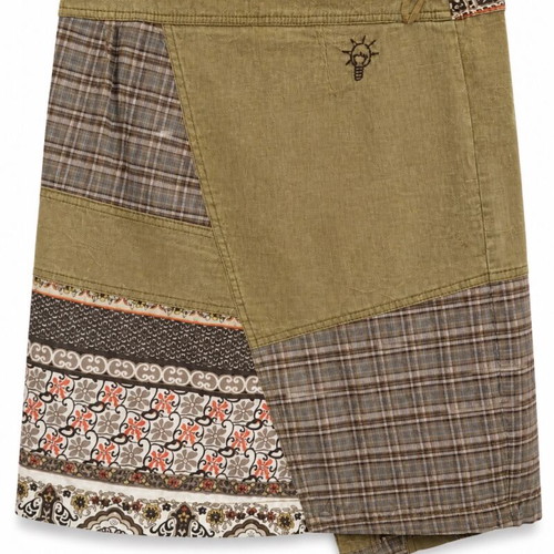 Ale asymmetrical skirt in olive with pattern and buttons, like new