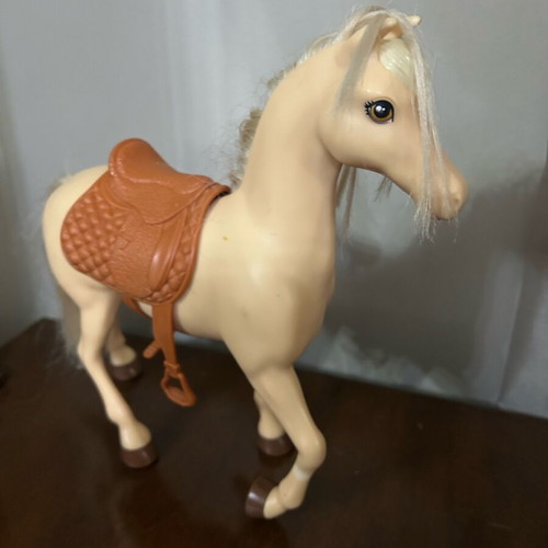 Barbie lot used, functional