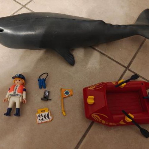Playmobil 4489 Whale Spouter set like new