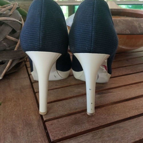 Stella McCartney Iconic Blue and White Heels Size 37 Used
