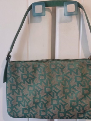 Donna Karan shoulder bag green like new