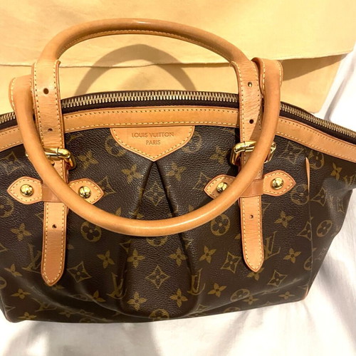 Louis Vuitton Tivoli GM bag like new, large size, adjustable handles