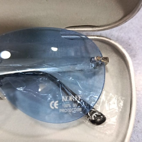 Unisex sunglasses turquoise with case, new, UV protection