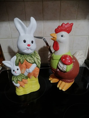 Easter ceramics used, 35 cm height, hen egg basket
