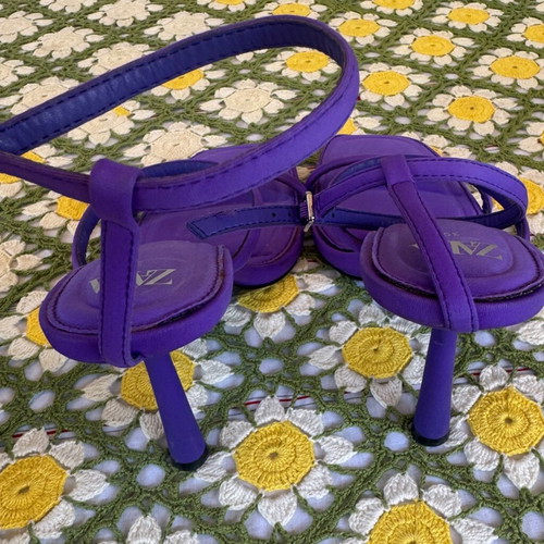 Zara sandals like new, purple, 10cm heel, size 39