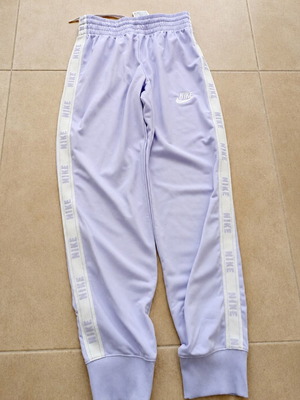 Nike lilac joggers size 146–156 cm used condition