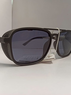 Men's sunglasses with removable side shields new, black