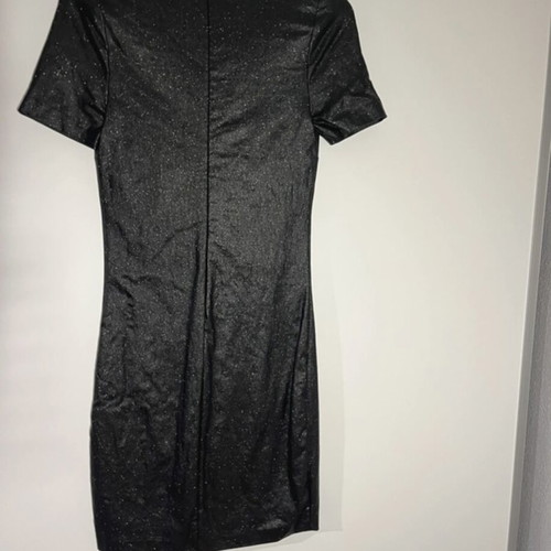Lynne dress short fitted shiny silver size M like new