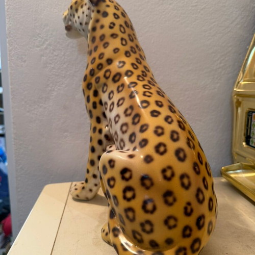 Decorative Vintage Ceramic Leopard Statue by Giovanni Ronzan like new