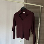 Oysho burgundy daily turtleneck sweatshirt M like new