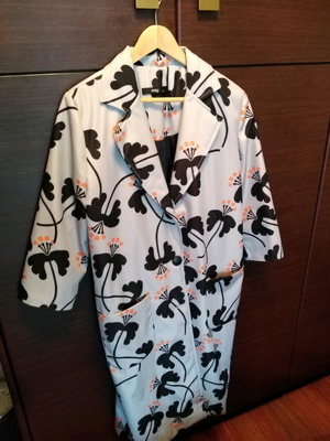 Light coat like new, long with Trikoumpo pattern, size M/L