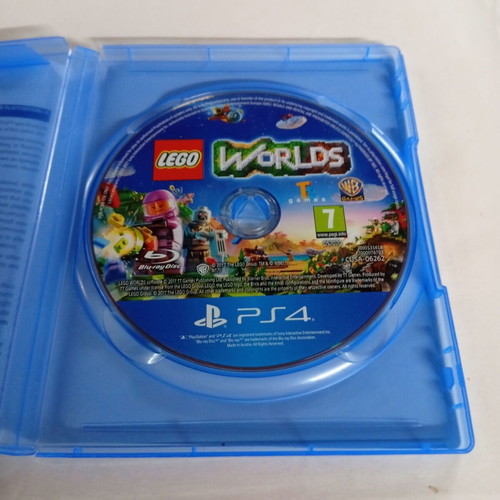 Lego Worlds PlayStation 4 game like new, action puzzle simulation