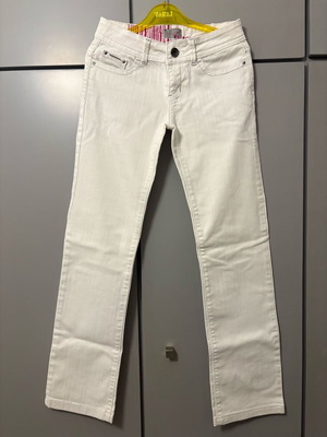 White Women's Jeans – Classic Fit, size small (36)