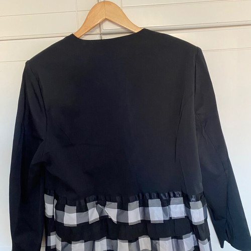 Women's black blazer like new, size XL